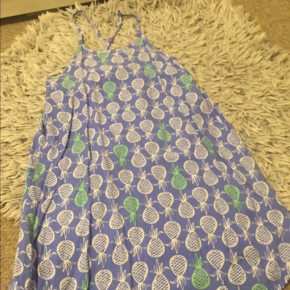 Sun dress with cross in back